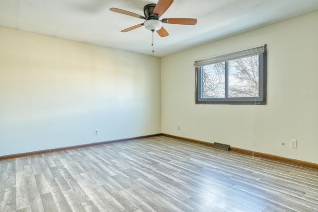 748 Wellington Drive, Dyer, IN 46311