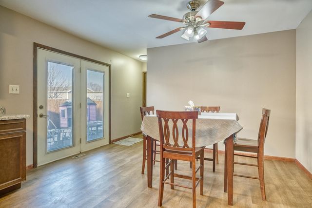 748 Wellington Drive, Dyer, IN 46311