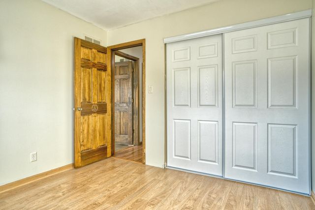 748 Wellington Drive, Dyer, IN 46311