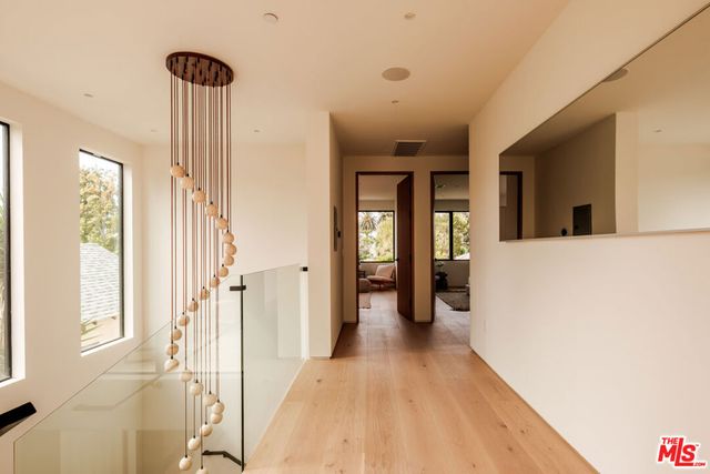 2214 Glyndon Avenue, Venice, CA 90291