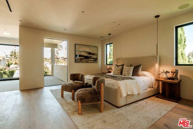 2214 Glyndon Avenue, Venice, CA 90291