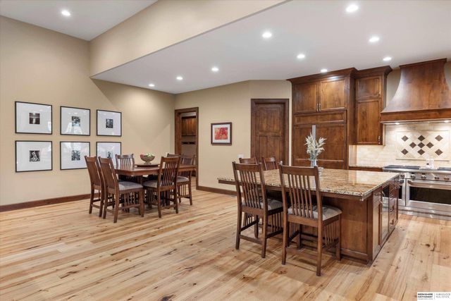 5702 S 238th Street, Elkhorn, NE 68022