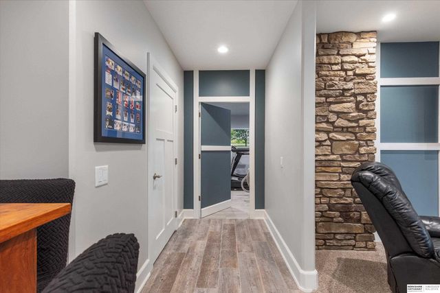 5702 S 238th Street, Elkhorn, NE 68022