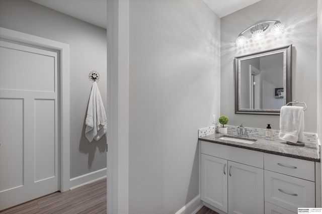 5702 S 238th Street, Elkhorn, NE 68022