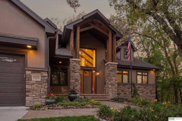 5702 S 238th Street, Elkhorn, NE 68022