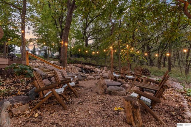 5702 S 238th Street, Elkhorn, NE 68022