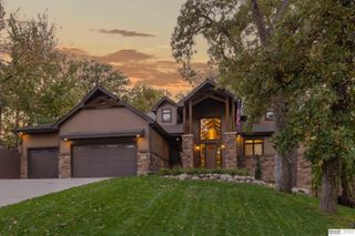 5702 S 238th Street, Elkhorn, NE 68022