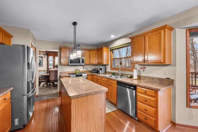 12091 Pembrooke Circle, Green Oak Twp, MI 48178