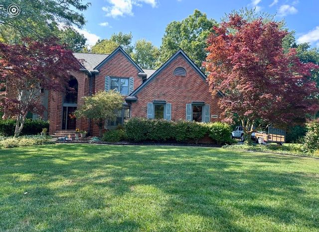 12091 Pembrooke Circle, Green Oak Twp, MI 48178
