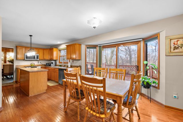 12091 Pembrooke Circle, Green Oak Twp, MI 48178