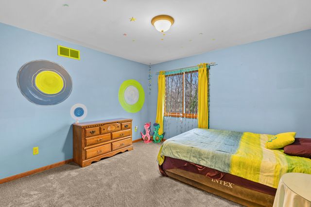 12091 Pembrooke Circle, Green Oak Twp, MI 48178