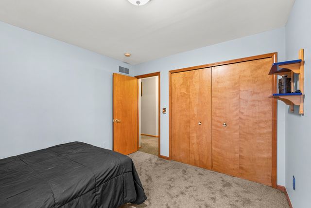 12091 Pembrooke Circle, Green Oak Twp, MI 48178