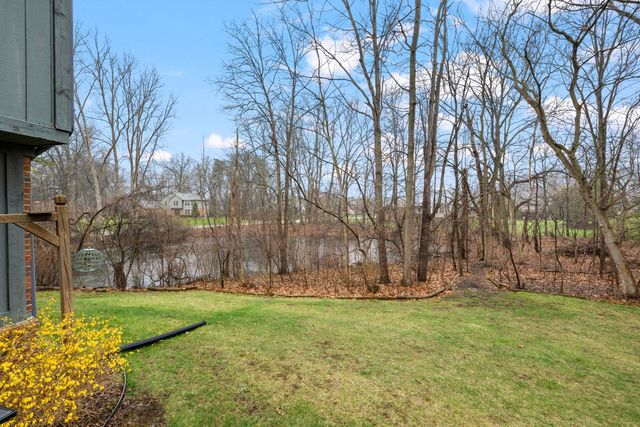 12091 Pembrooke Circle, Green Oak Twp, MI 48178