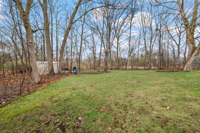 12091 Pembrooke Circle, Green Oak Twp, MI 48178