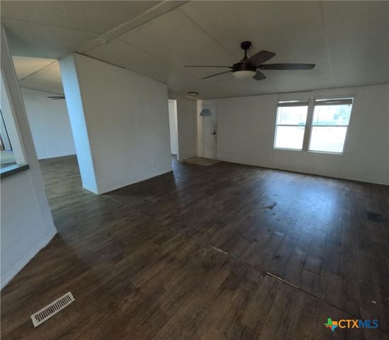 590 Lee Street, Victoria, TX 77905