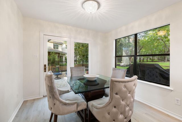 5 Valhalla CT, The Hills, TX 78738