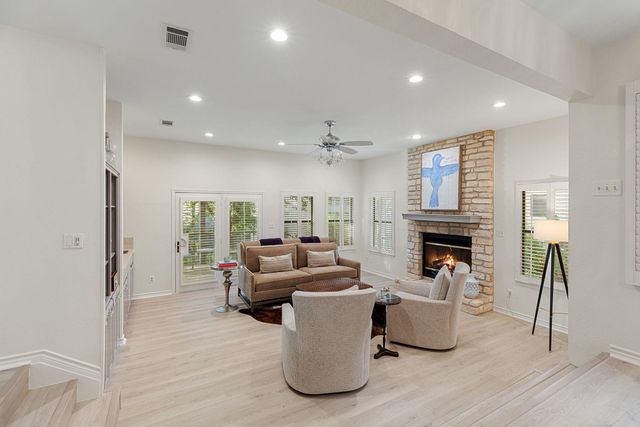 5 Valhalla CT, The Hills, TX 78738