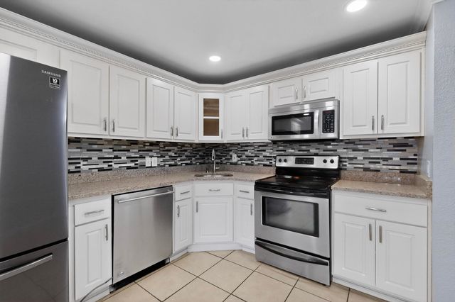 1100 Alvarado Drive SE APT 104, Albuquerque, NM 87108