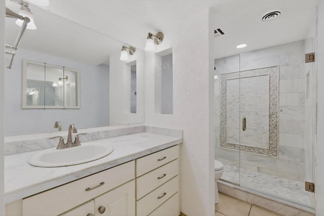 1100 Alvarado Drive SE APT 104, Albuquerque, NM 87108