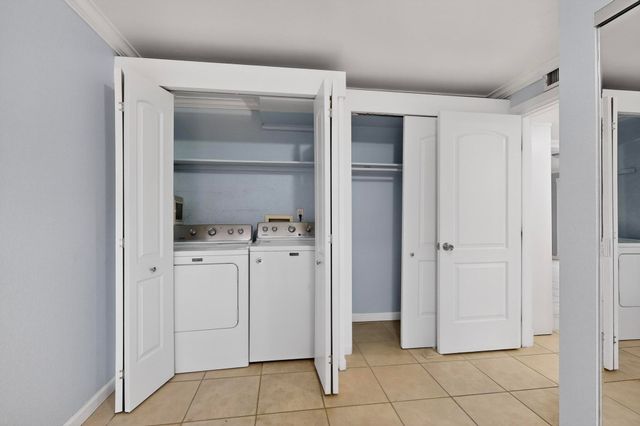 1100 Alvarado Drive SE APT 104, Albuquerque, NM 87108