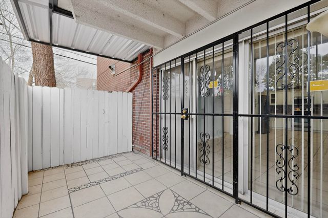 1100 Alvarado Drive SE APT 104, Albuquerque, NM 87108