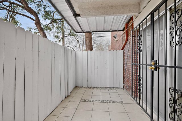 1100 Alvarado Drive SE APT 104, Albuquerque, NM 87108