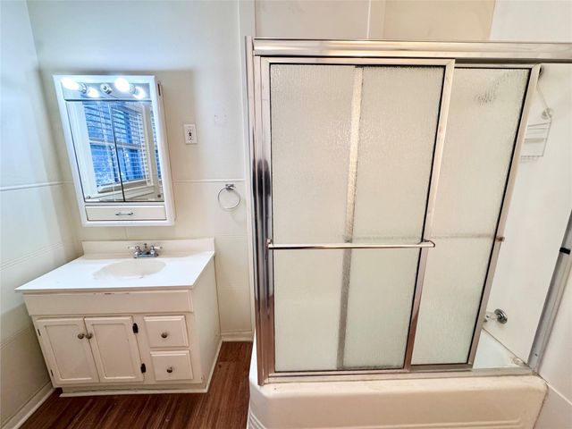 52 State Highway 75 N, Huntsville, TX 77320