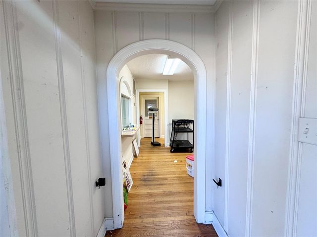 52 State Highway 75 N, Huntsville, TX 77320