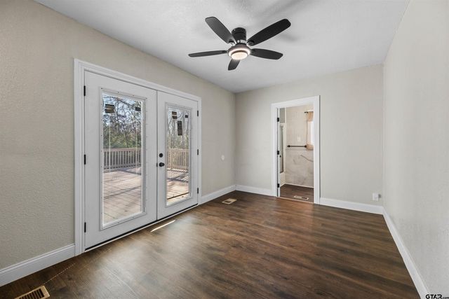 1014 S Sycamore, Palestine, TX 75801