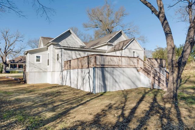 1014 S Sycamore, Palestine, TX 75801