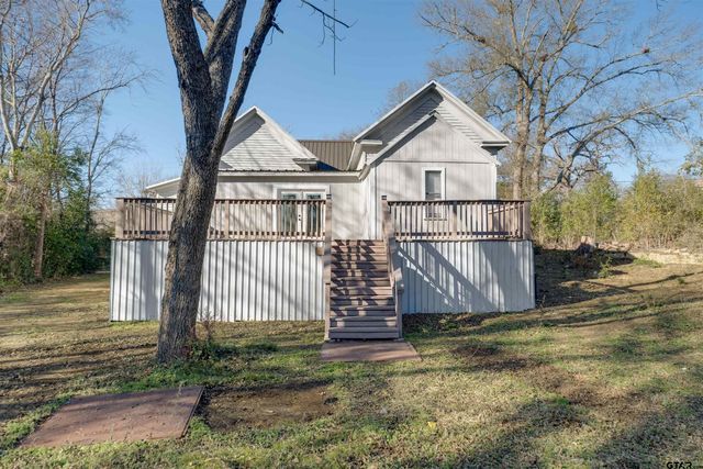 1014 S Sycamore, Palestine, TX 75801