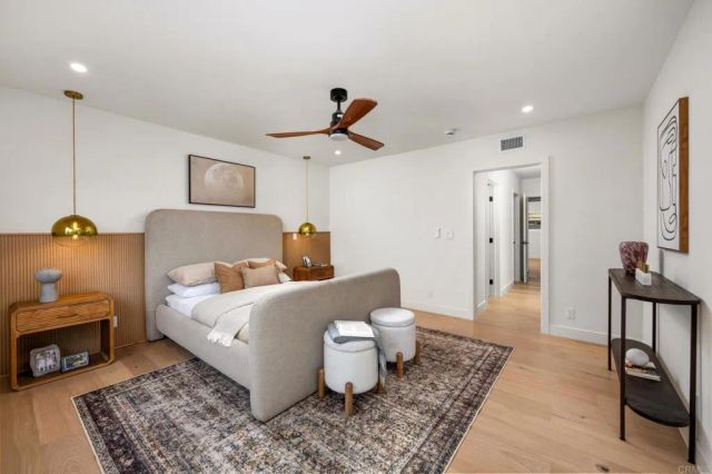 4252 Don Jose Dr, Los Angeles, CA 90008