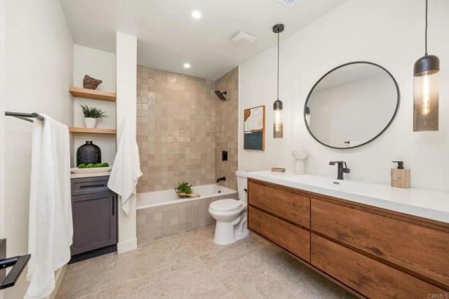 4252 Don Jose Dr, Los Angeles, CA 90008