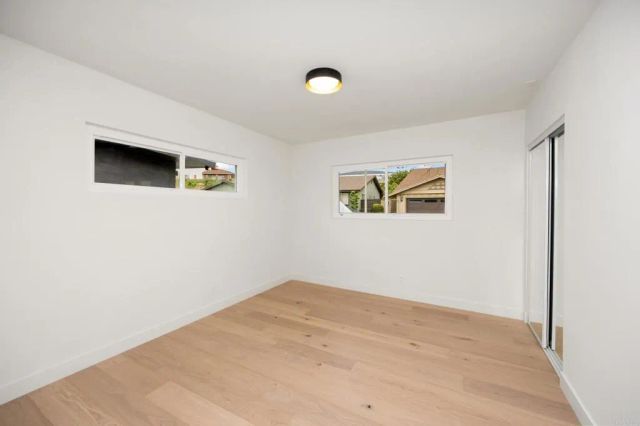 4252 Don Jose Dr, Los Angeles, CA 90008