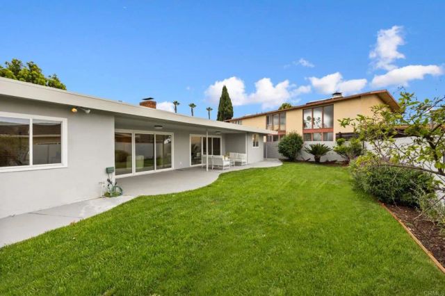 4252 Don Jose Dr, Los Angeles, CA 90008