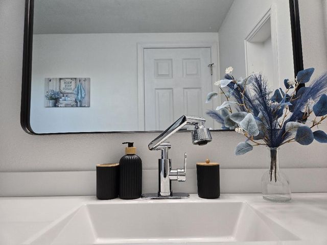 11225 SNYDER AVENUE, Port Richey, FL 34668