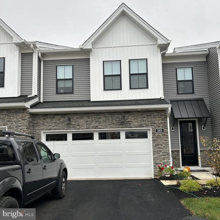 585 TRIFECTA RD, Downingtown, PA 19335