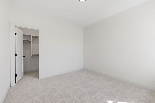 520 E Elmwood St, Park City, KS 67147