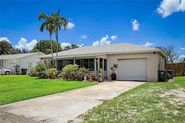 4079 Dahl Dr, Green Acres, FL 33463