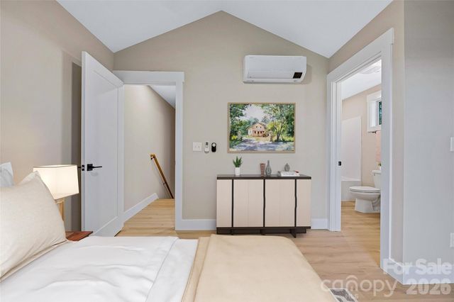 11 Baldwin Street, Asheville, NC 28803