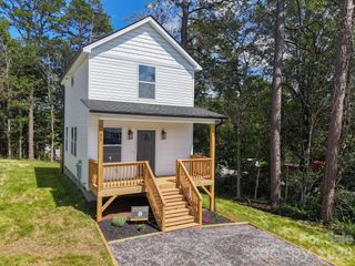 11 Baldwin Street, Asheville, NC 28803