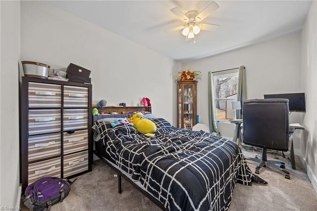 43 Robbins Circle, Lexington, NC 27292