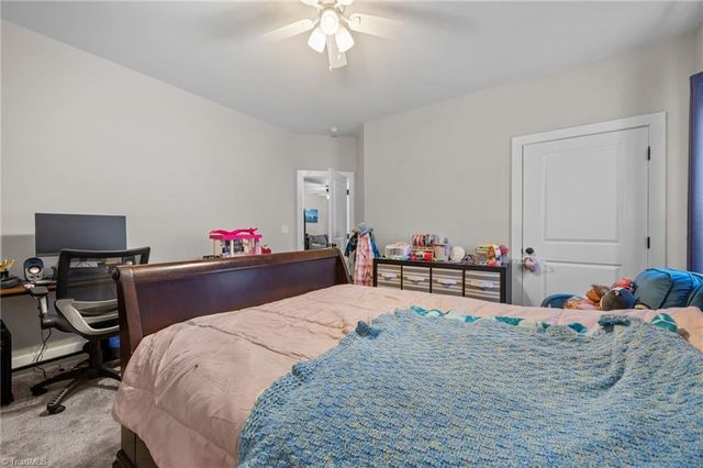 43 Robbins Circle, Lexington, NC 27292