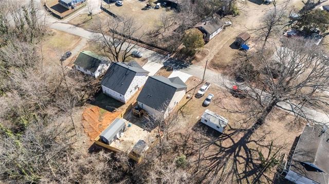 43 Robbins Circle, Lexington, NC 27292