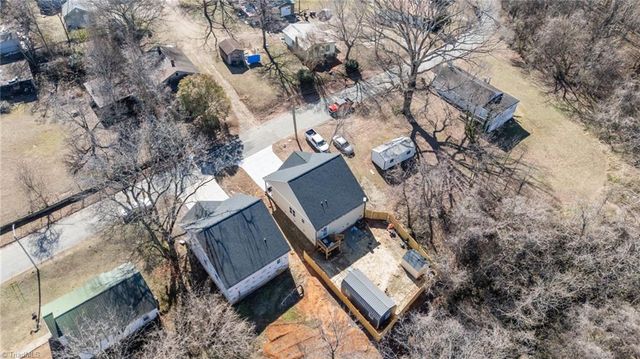 43 Robbins Circle, Lexington, NC 27292