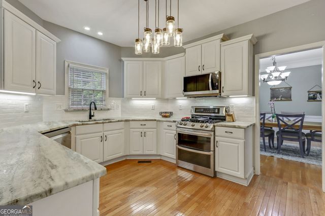 44 Valleyside Drive S, Dallas, GA 30157