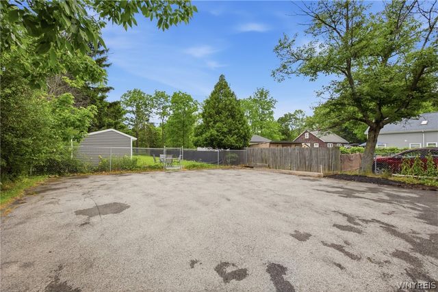 4649 Seneca Street, West Seneca, NY 14224