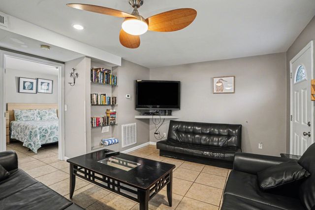 401 25th Ave. S, North Myrtle Beach, SC 29582