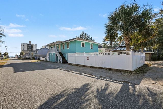 401 25th Ave. S, North Myrtle Beach, SC 29582