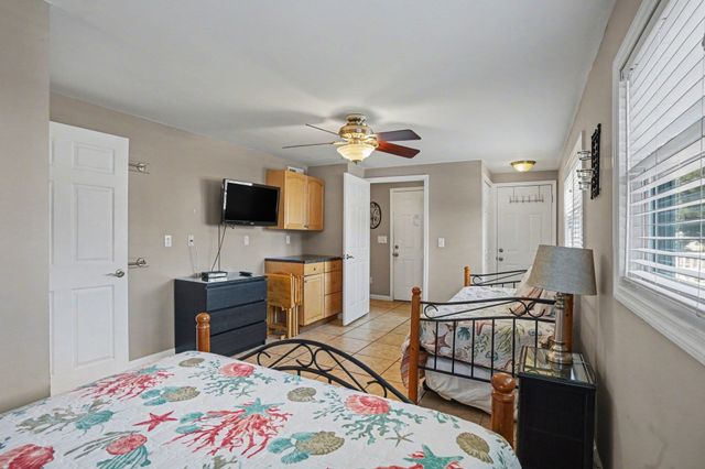 401 25th Ave. S, North Myrtle Beach, SC 29582